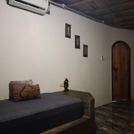 Rumah Nalu Surf Camp Krui Εξωτερικό φωτογραφία