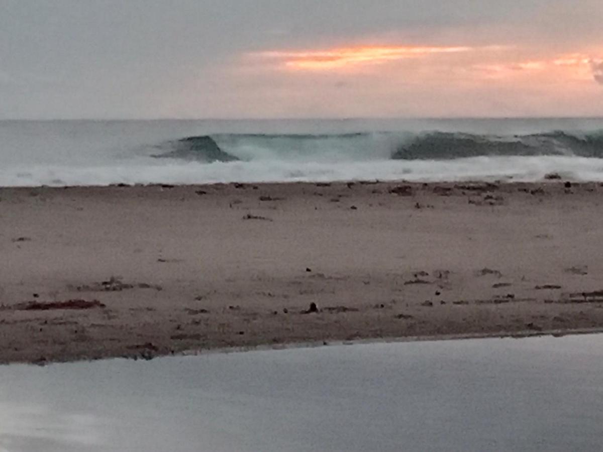 Rumah Nalu Surf Camp Krui Εξωτερικό φωτογραφία