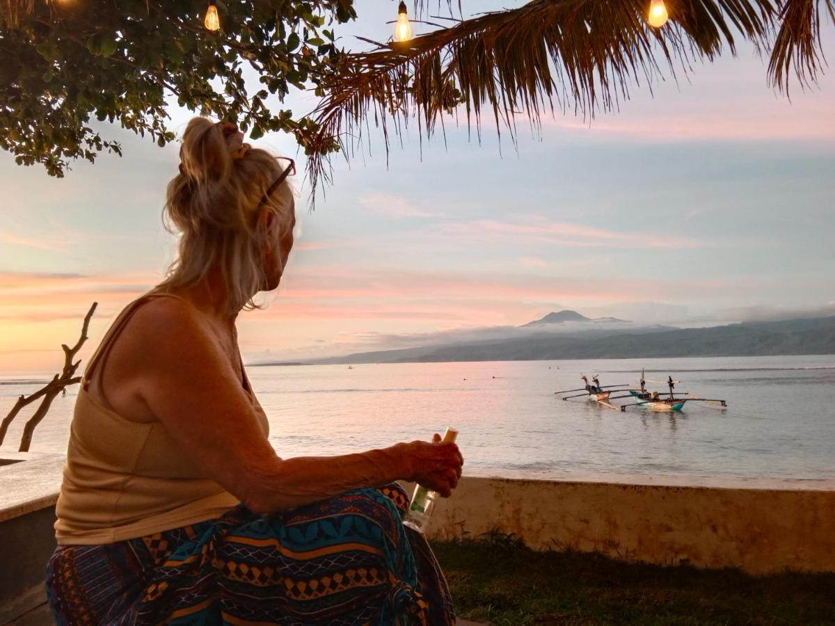 Rumah Nalu Surf Camp Krui Εξωτερικό φωτογραφία