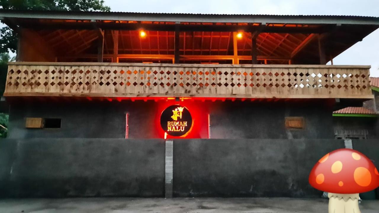 Rumah Nalu Surf Camp Krui Εξωτερικό φωτογραφία