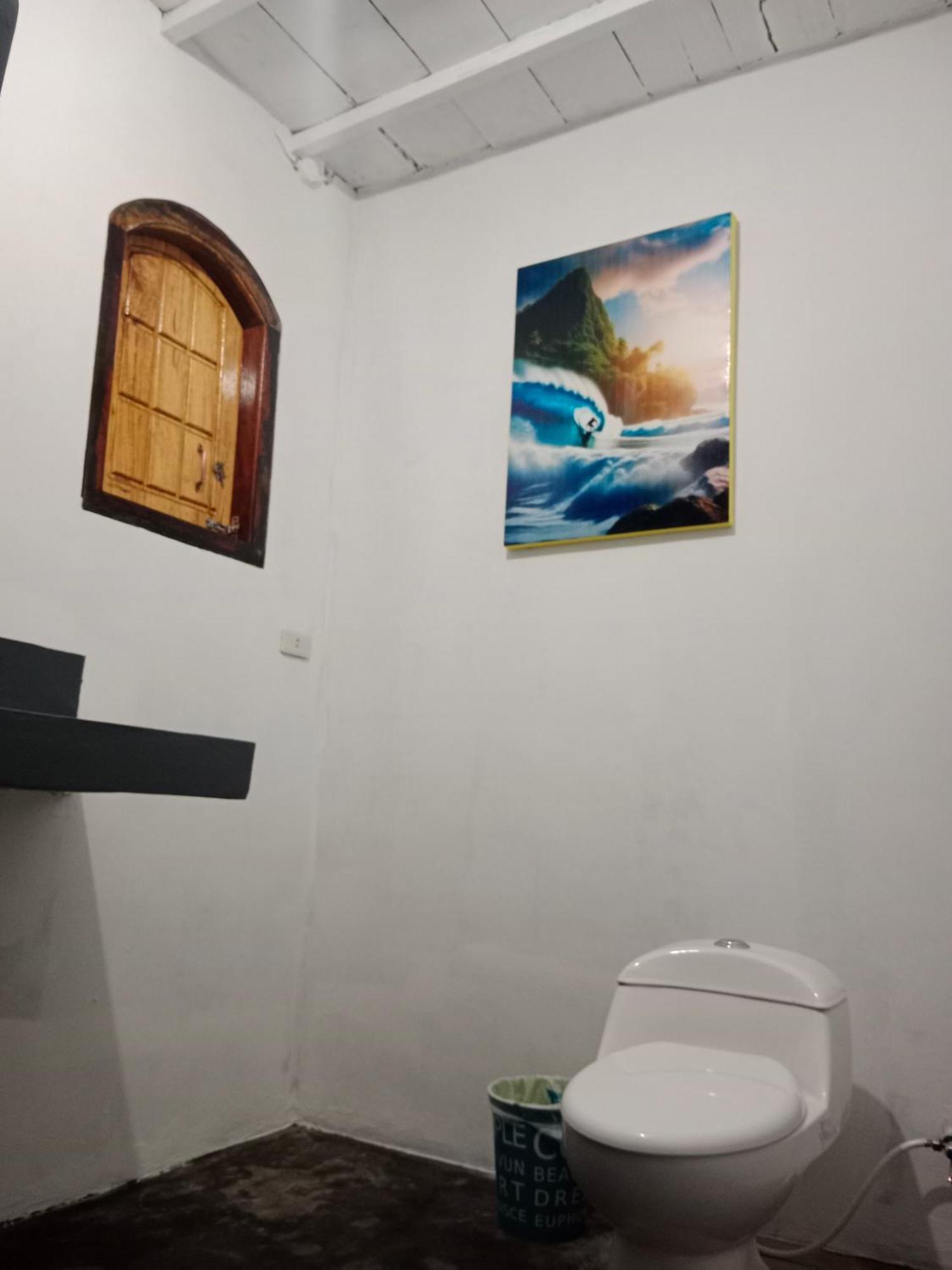 Rumah Nalu Surf Camp Krui Εξωτερικό φωτογραφία