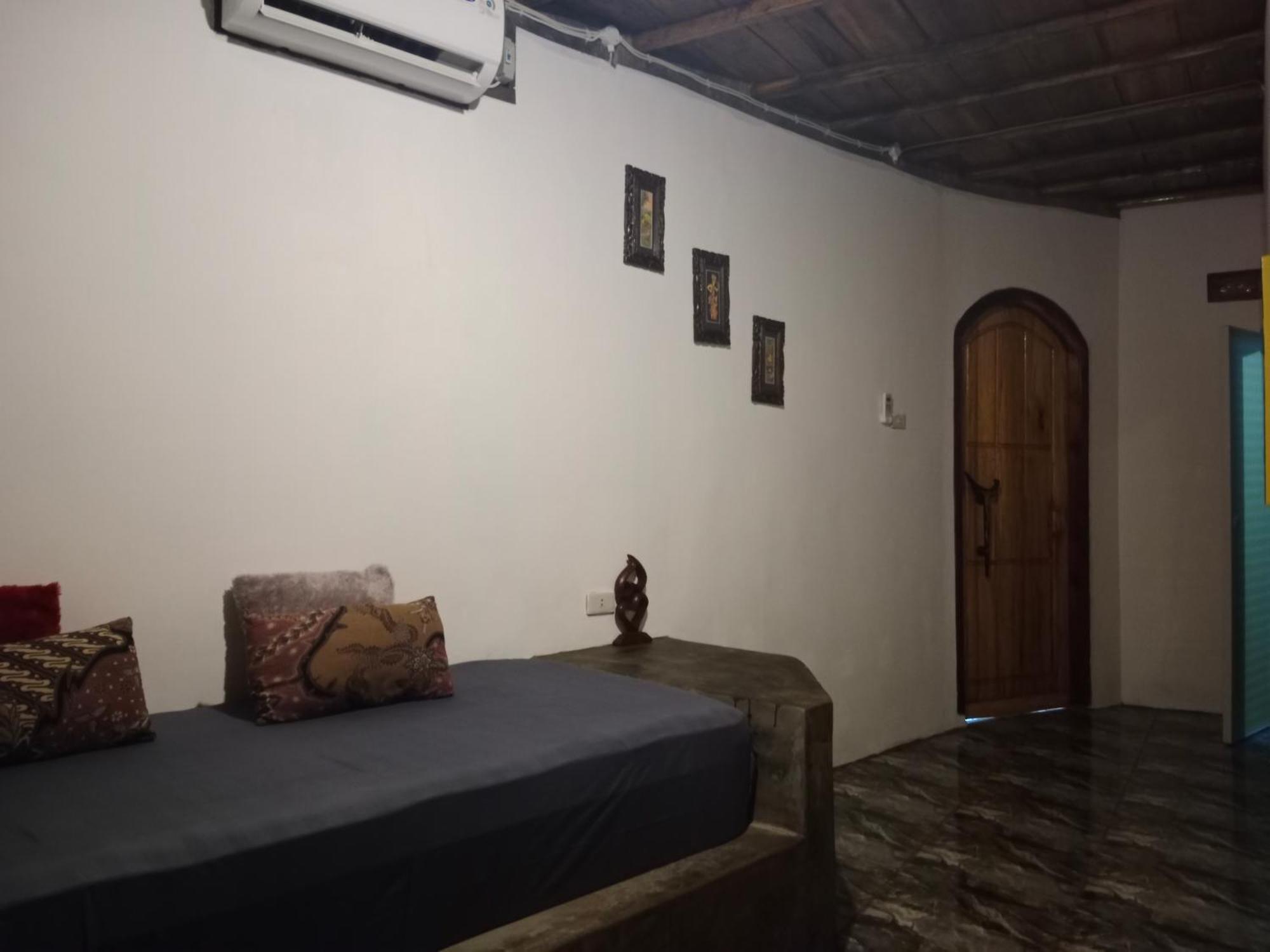 Rumah Nalu Surf Camp Krui Εξωτερικό φωτογραφία